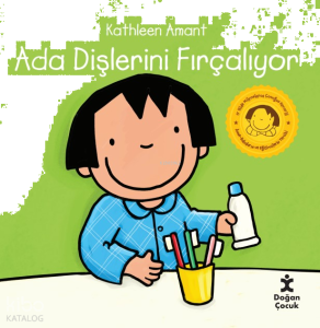 Ada Dişlerini Fırcalıyor