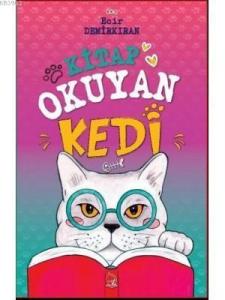 Kitap Okuyan Kedi